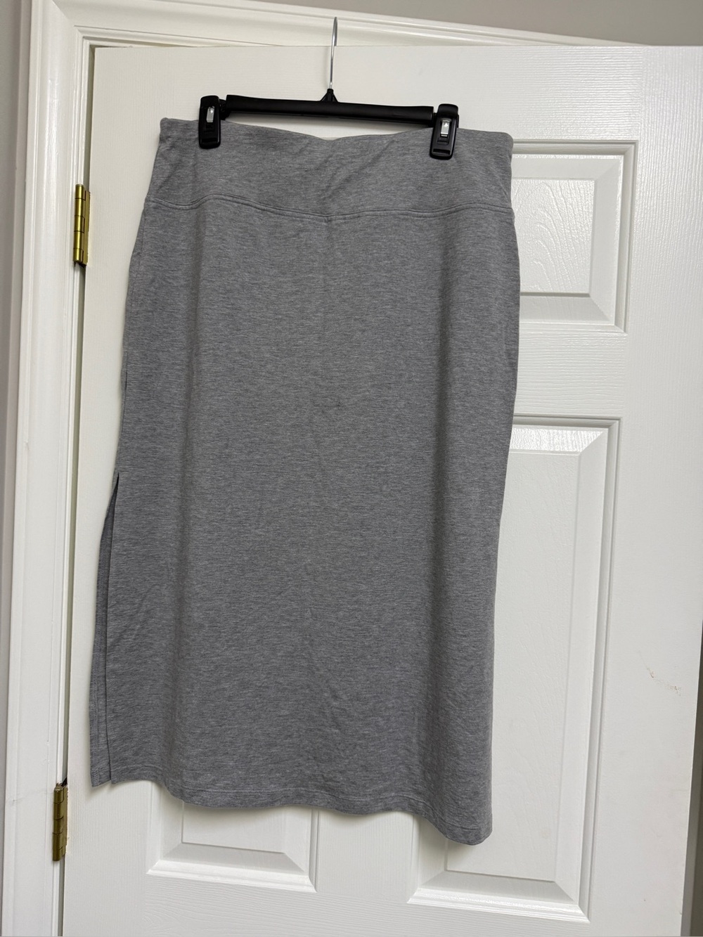 Athleta Gray Midi Knit Skirt